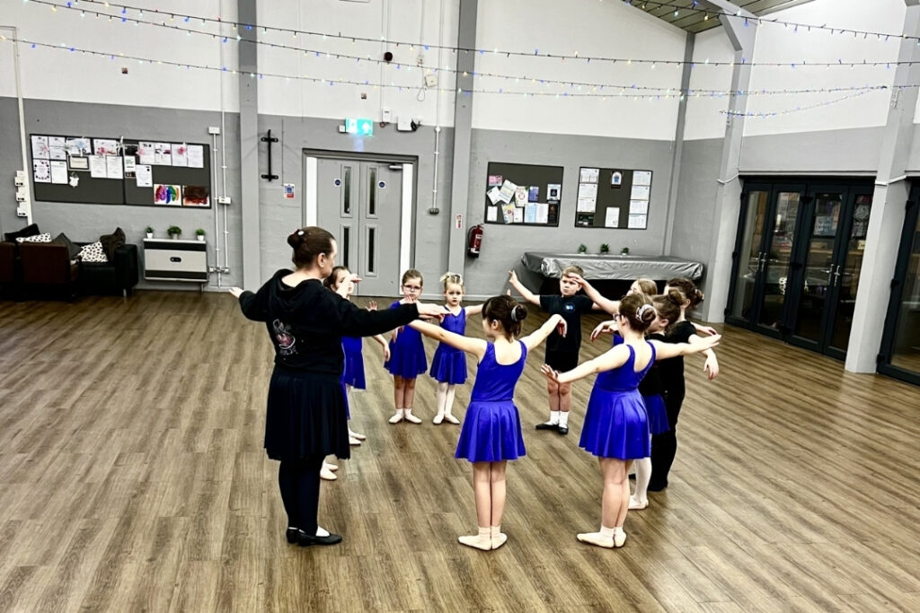 Alicia-King-teaching-class